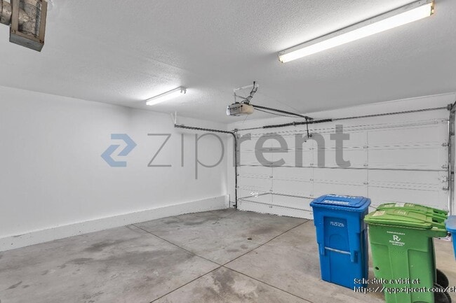 Photo - 609 Cambridge St