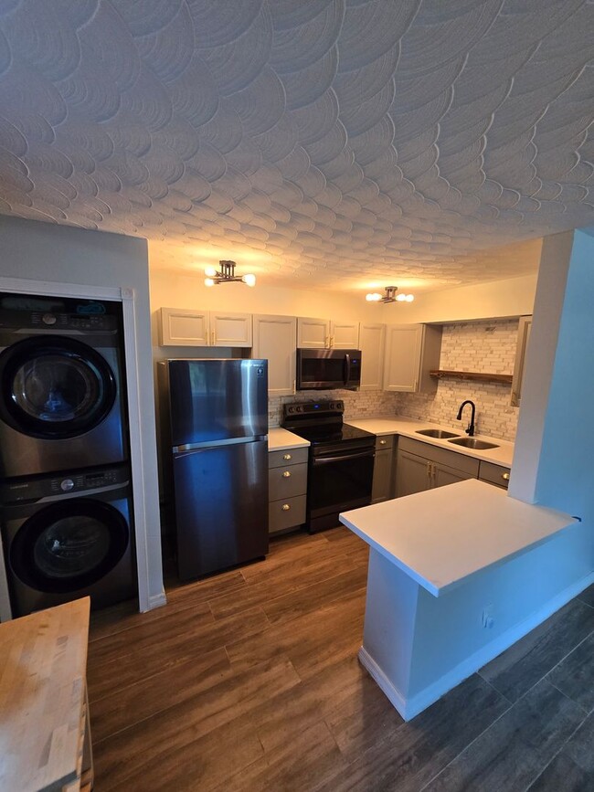 Photo - 1516 NW 7th Ave Apartment Unit N1516 #2