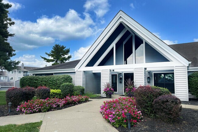 Deercross Apartments