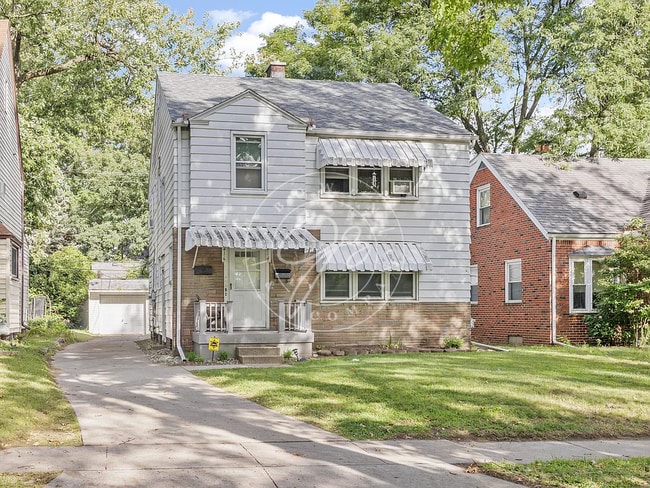 Building Photo - Rare 3-bedroom main-level duplex now available!
. Unit Lower