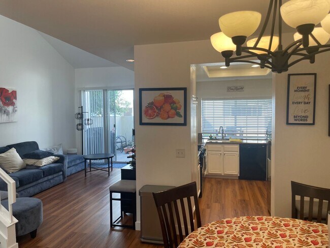 Photo - Dual Master Two Bedroom Townhome in Westpa...