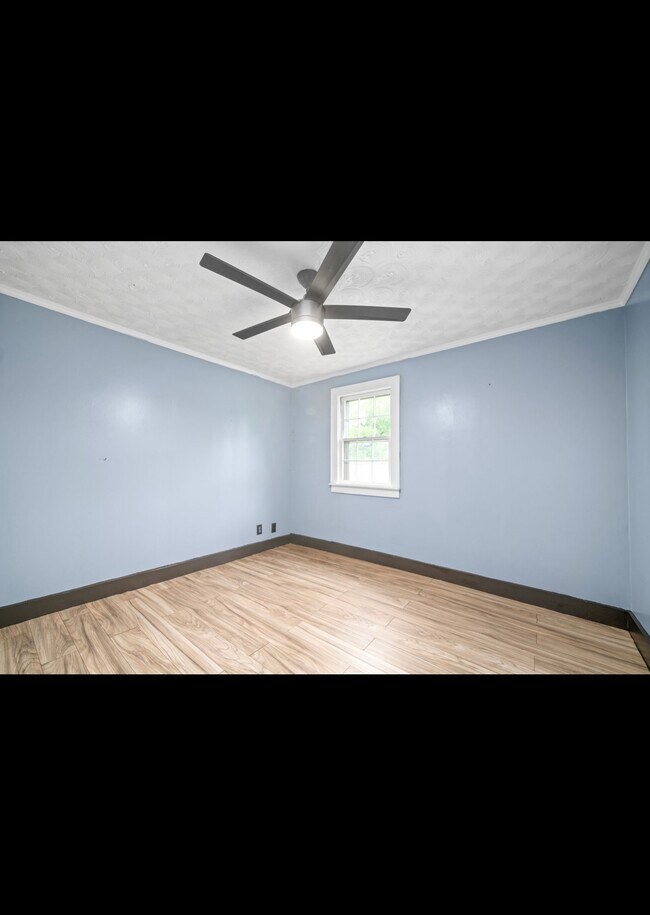 221 N Ewing St Rental For Rent in Guthrie, KY