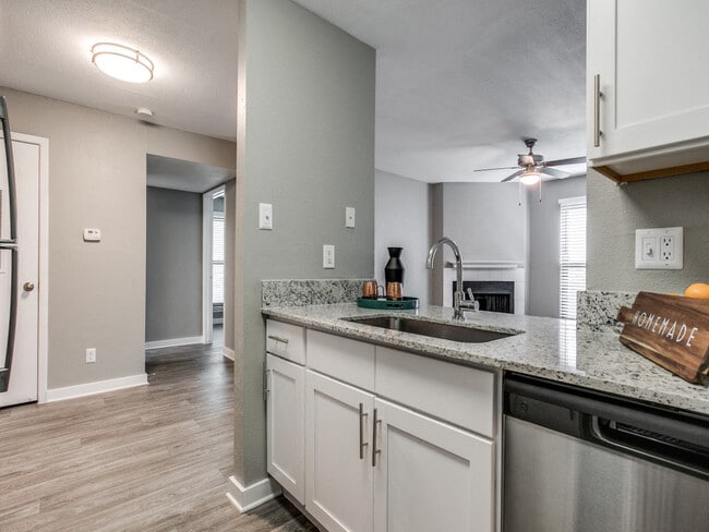 Photo - Biltmore Park Apartments