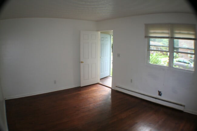 Photo - 8924 London St Unit 8924LONDON #B-B