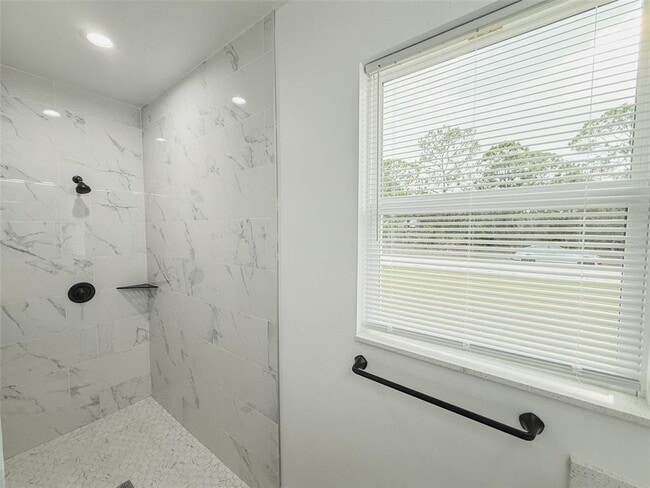 Photo - 824 Hanover Ave