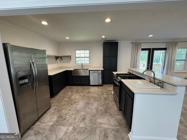 Photo - 995 Fleetwood Cir SW