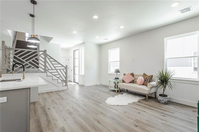 Photo - 1106 NW 79th St