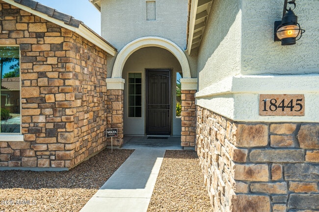 Photo - 18445 W Saguaro Ln