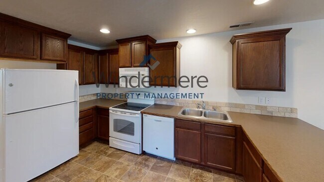 Photo - berndup1905 Unit 1