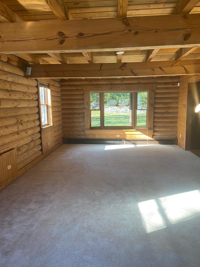 Photo - 2055 Shepard Ave