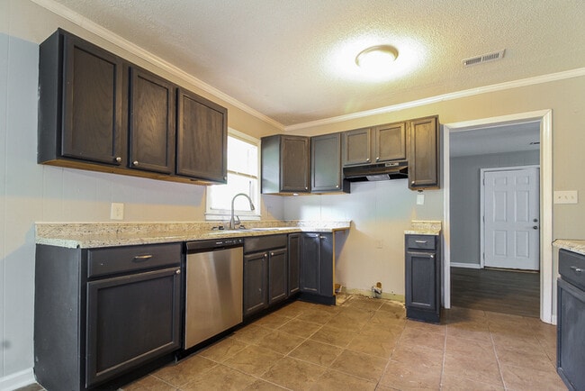 Photo - 233 State Rd S-42-2842