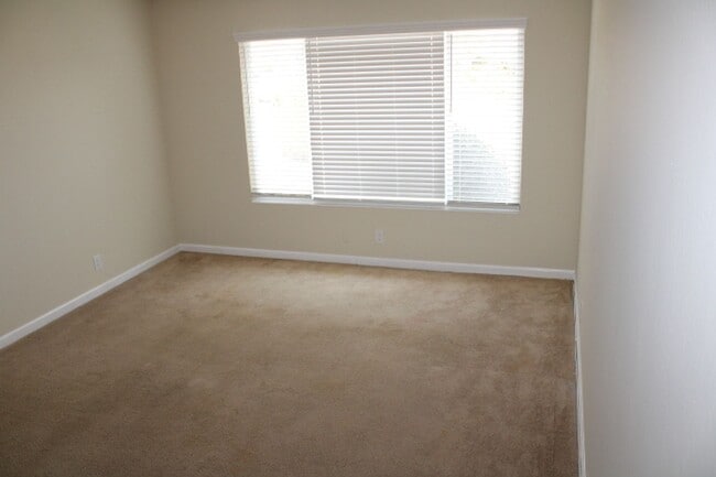 Photo - 1562 Partridge Dr