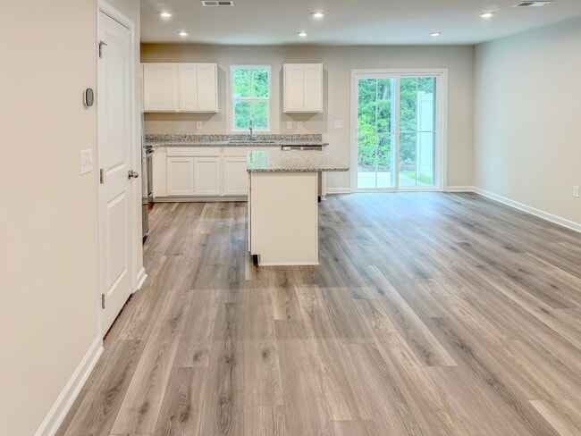 Photo - 259 Christiana Ln