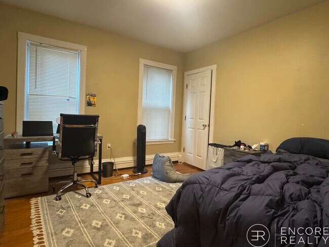 Photo - 44 Hillside St Unit 1