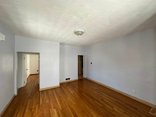 Photo - 47 Gould Ave Unit 1