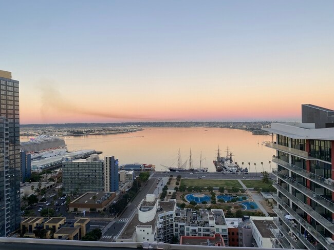 Building Photo - 1575 Kettner Blvd Unit 2603 Rental