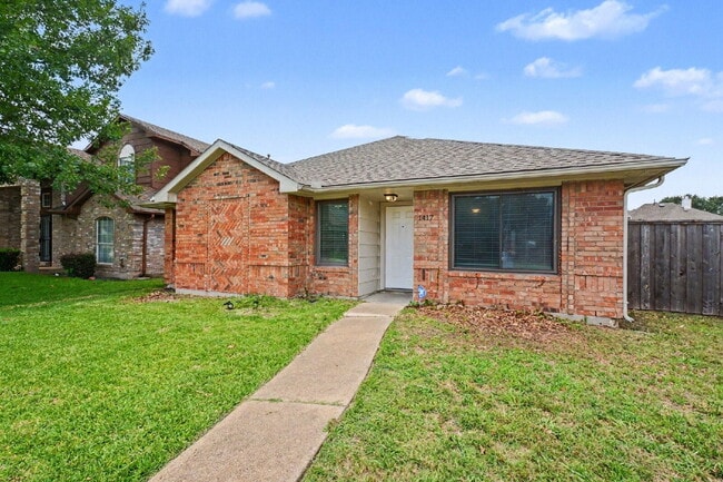Photo - "Charming 3-Bedroom Retreat- Creek Crossing Estate, Mesquite TX"