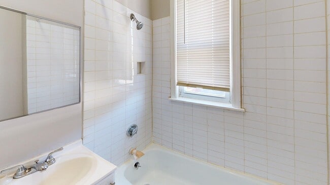 Photo - 52 Sumner St Unit 1