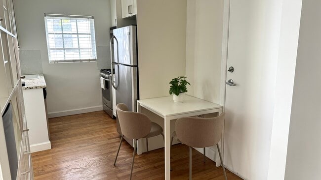 Photo - Beachgardens Condo - Unit 8
