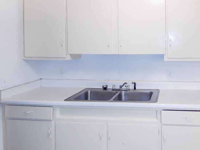 Photo - 95 Slagle Ave