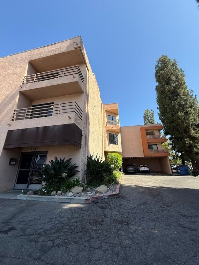 Building Photo - 6815 Remmet Ave Unit 6815 Remmet Ave 314 Rental