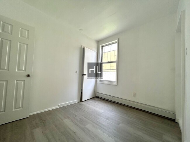 Photo - W 15th St Unit 1