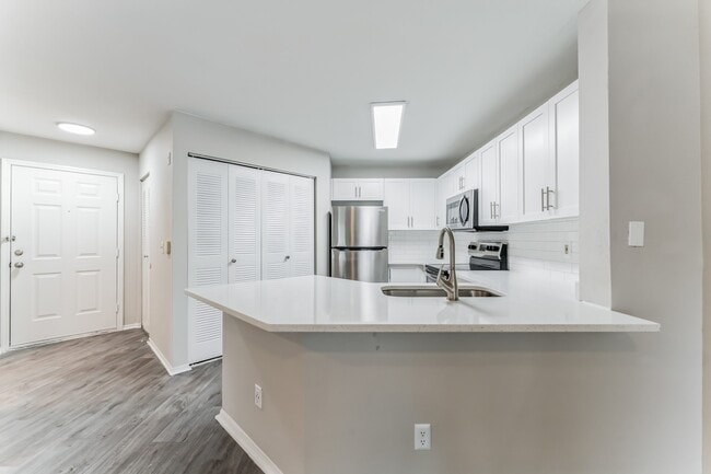 Photo - Marina Landing