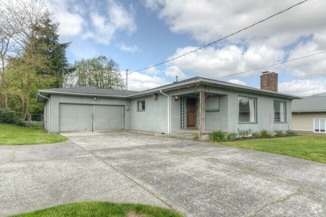 Building Photo - Tumwater Rambler Rental