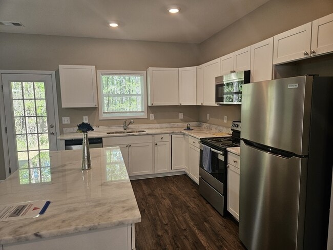 166 Venture Way