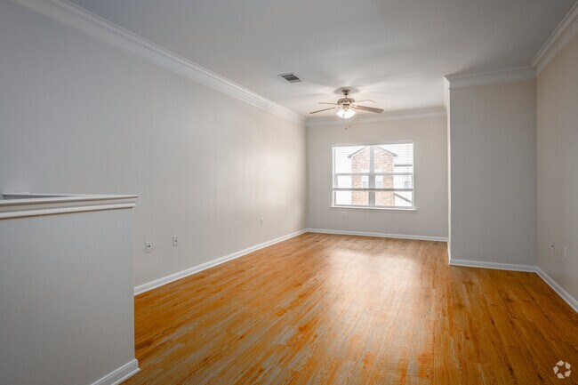 1BR, 1BA - 987SF - Villas at Cypresswood
