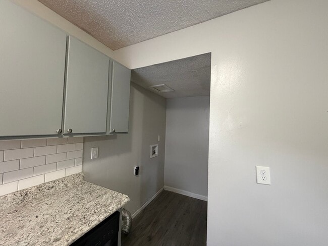 Photo - 131 Wall St Unit 115