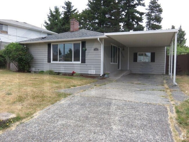 Building Photo - Beautiful Updated 3 Bedroom Rambler in Uni... Rental