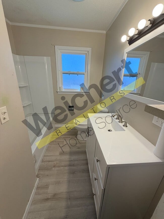 Photo - 3 bedroom, 1 bath in Sunset Hills