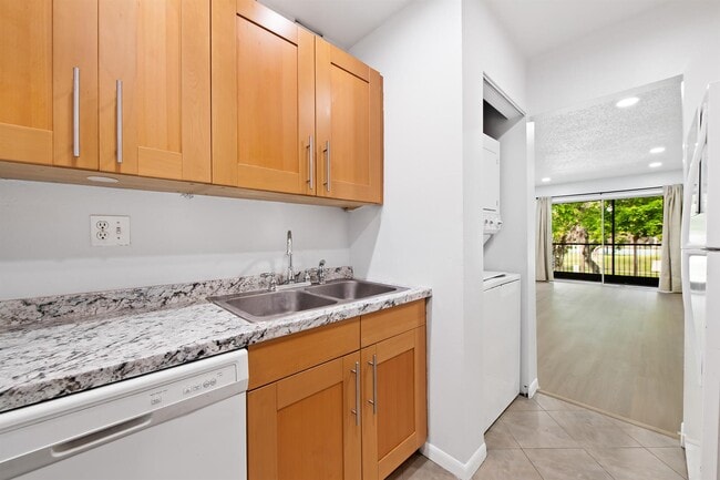 Photo - 4276 NW 89th Ave Unit 205