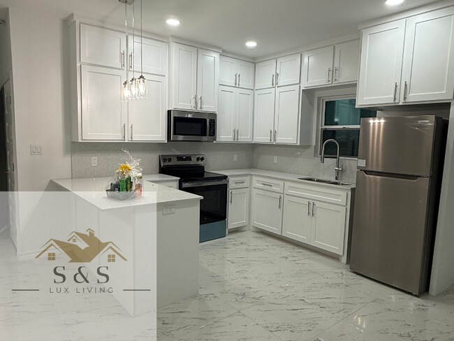 Photo - 11306 N 24th St Unit Apartment 1