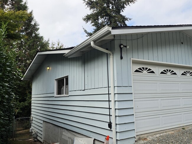 35769 27th Ave S