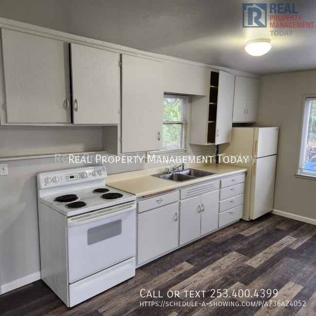 Photo - 8420 1/2 South Tacoma Way-2 Unit 2