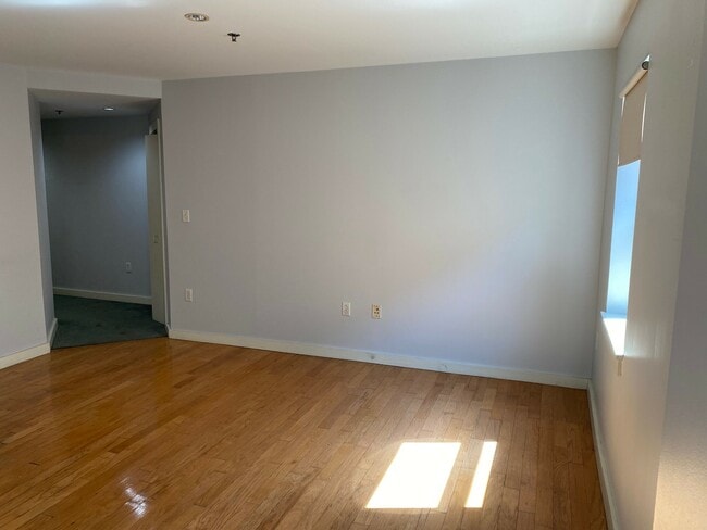 Photo - 528 Commonwealth Ave