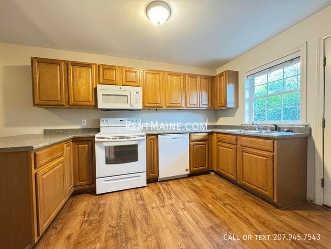 Photo - 5 River Village Dr