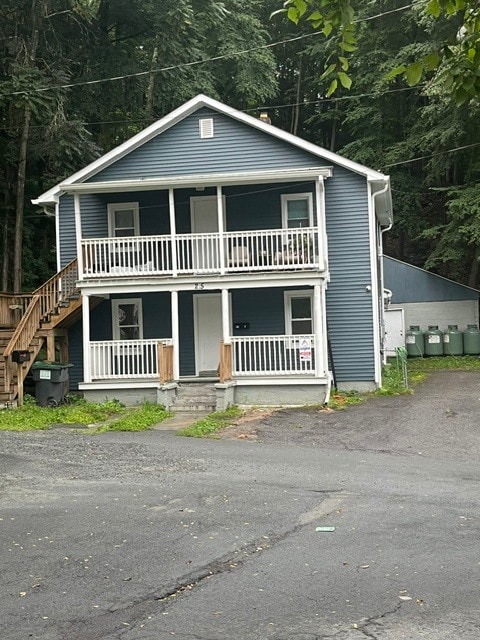 25 Rear Chapel St Unit 1