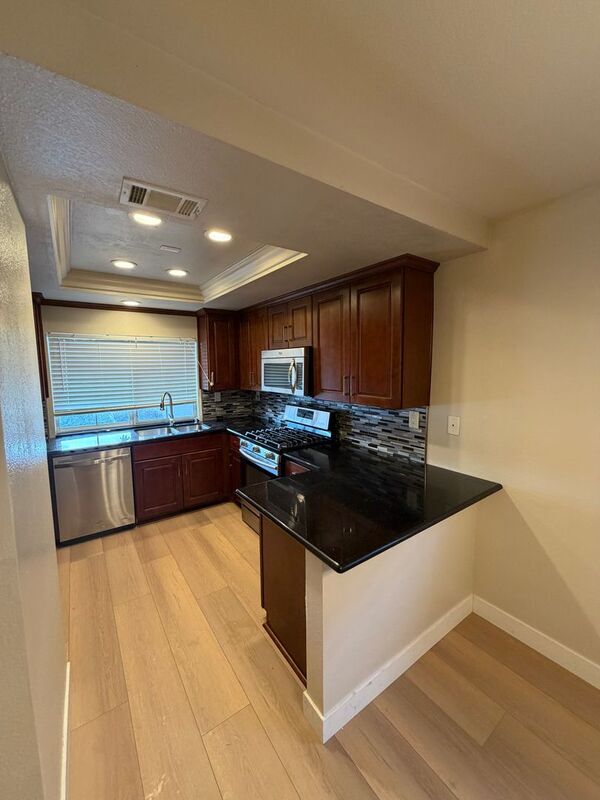 Photo - 28138 Bavaria Dr