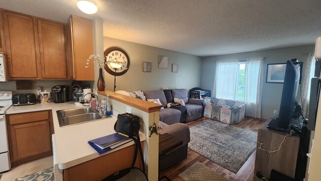 Open kitchen/living room - 7274 147th Ln NW