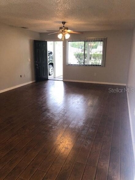 Photo - 810 E 20th St