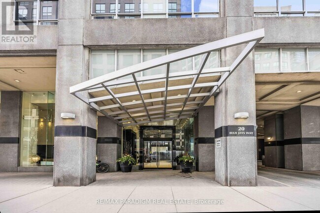 Photo - 20 Blue Jays Way Unit 219