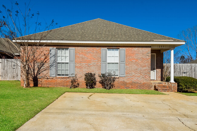 Adorable 3 Bedroom Home in Millbrook! - Adorable 3 Bedroom Home in Millbrook!