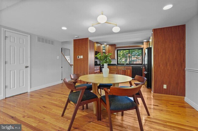 Photo - 7156 Winter Rose Path