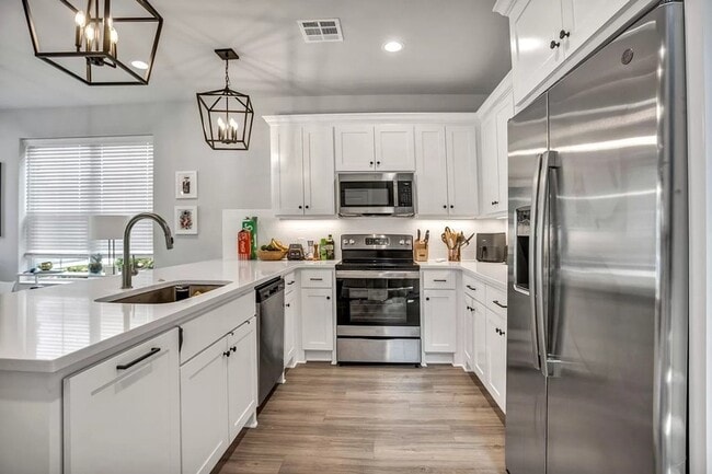 Photo - 2318 S 4th St