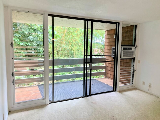 Photo - Upgraded 3 bed 2 bath condo in Kailua Town, 2 covered parking Unit 206