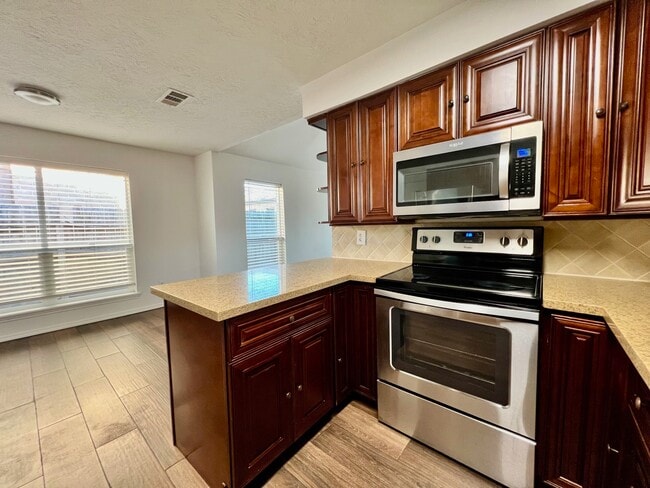 Photo - 16039 Bear Hill Dr