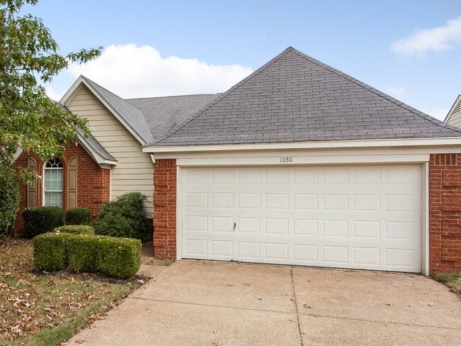 Building Photo - 1030 Jessica Lauren Dr Rental